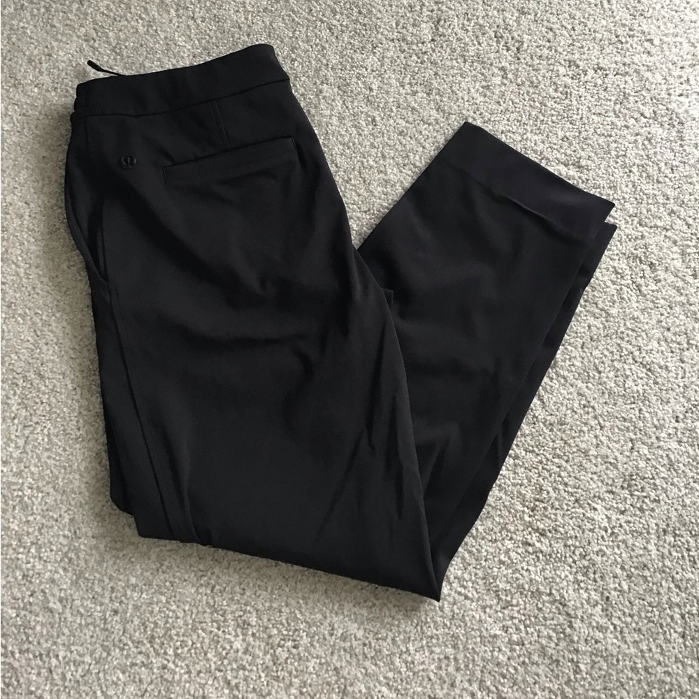 Lululemon Tapered-Leg Mid-Rise Pant 7/8 Length *luxtreme